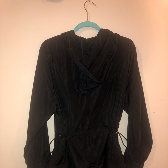 Black utility anorak jacket with gold detail - Picture 5 of 7